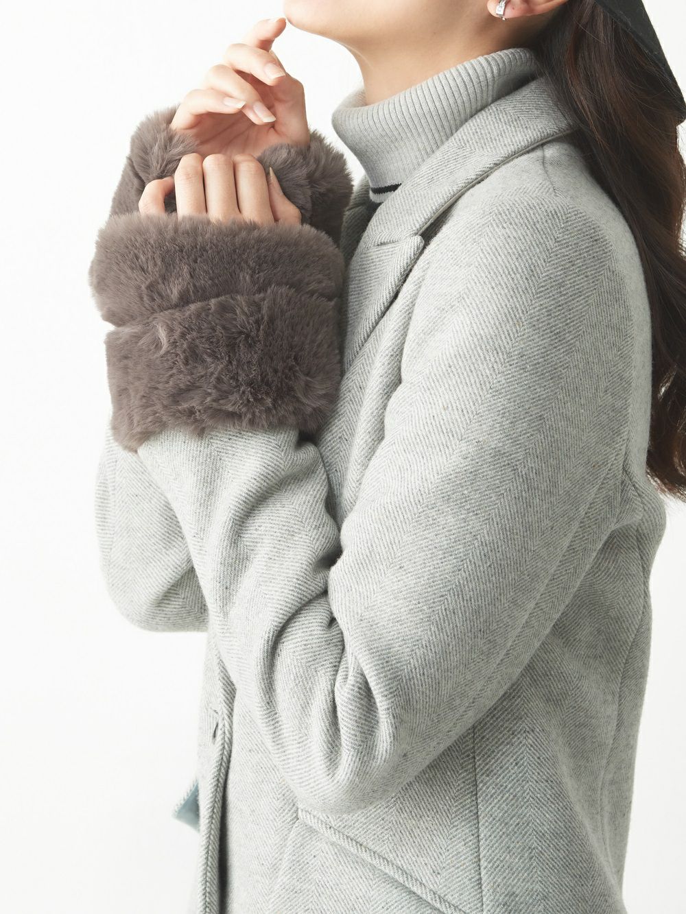 フェイクファーハーフコート キービジュアル2