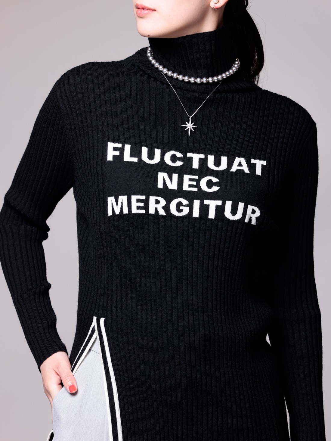 レタリングニット