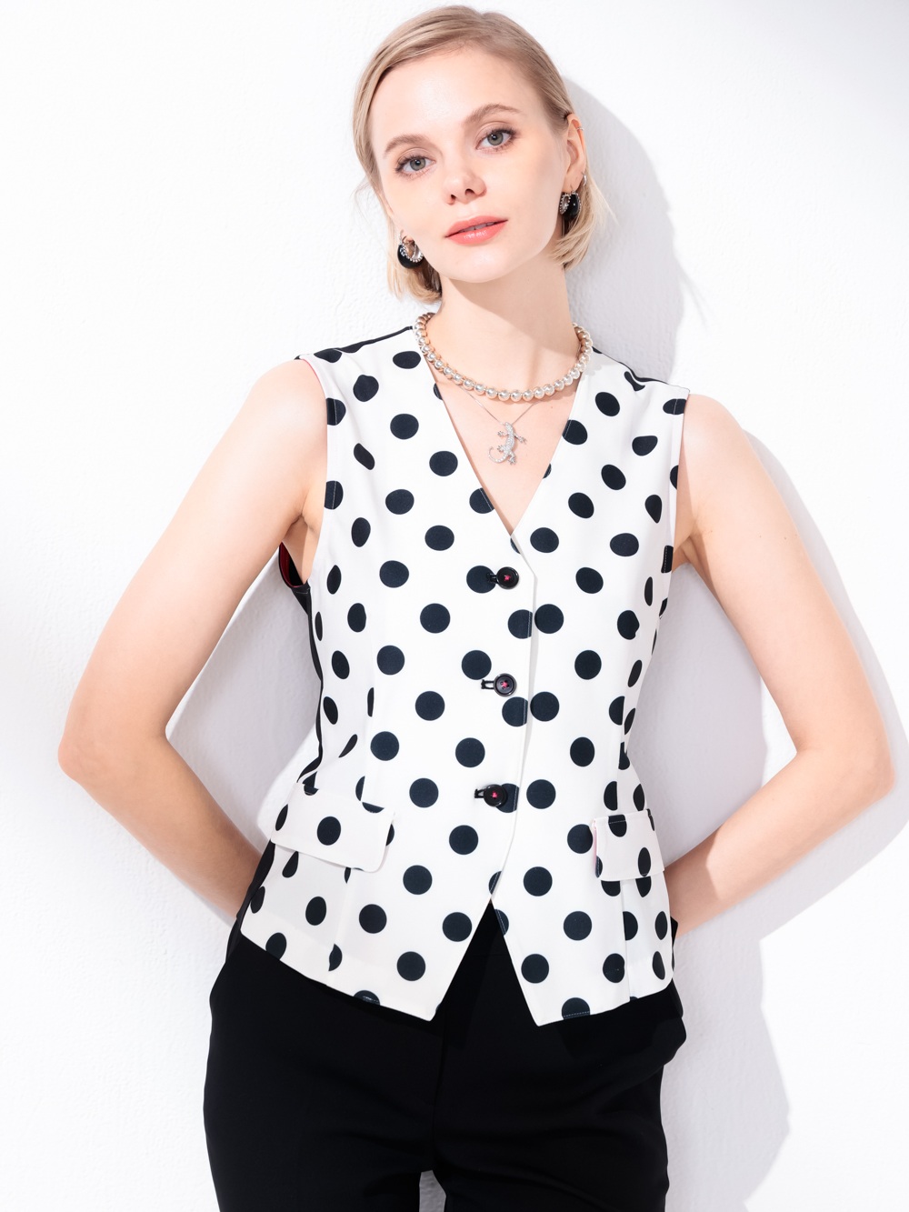 VEST