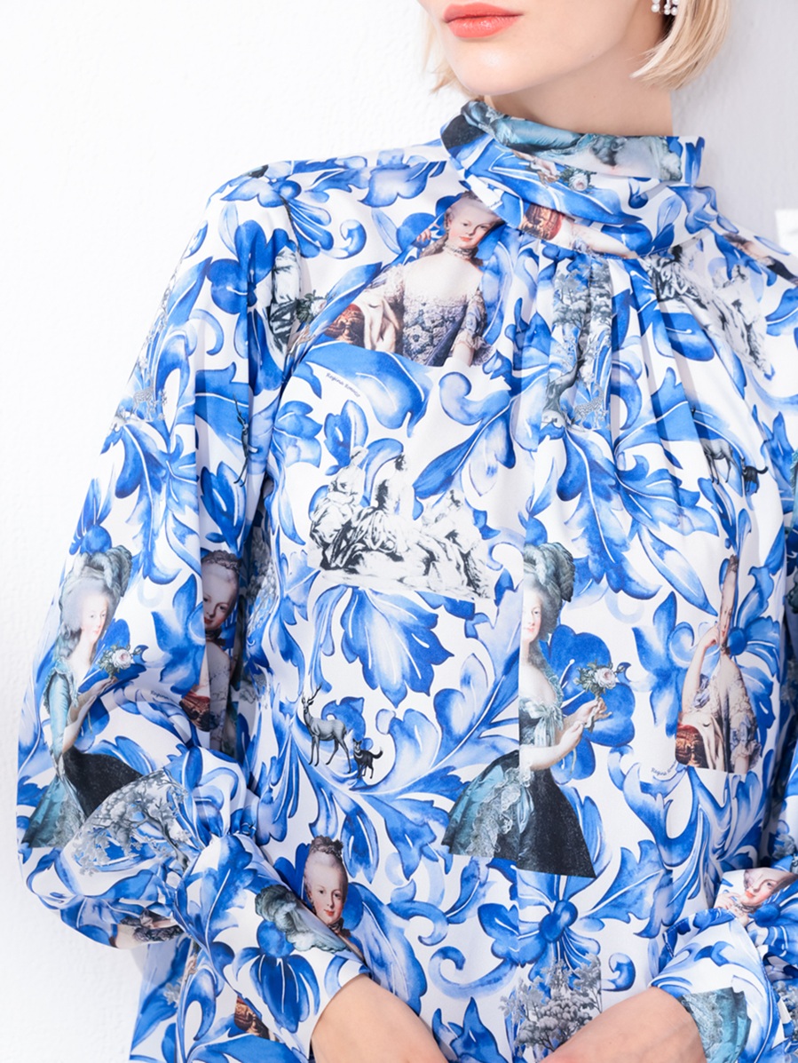 ブラウス置き画像