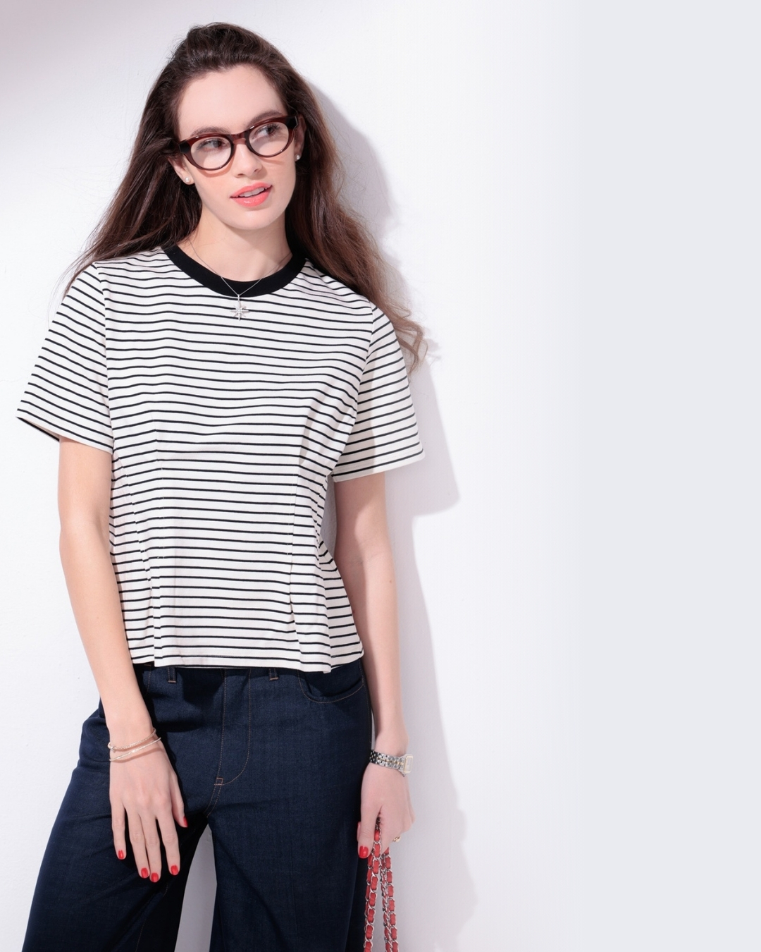 タックTシャツ着用