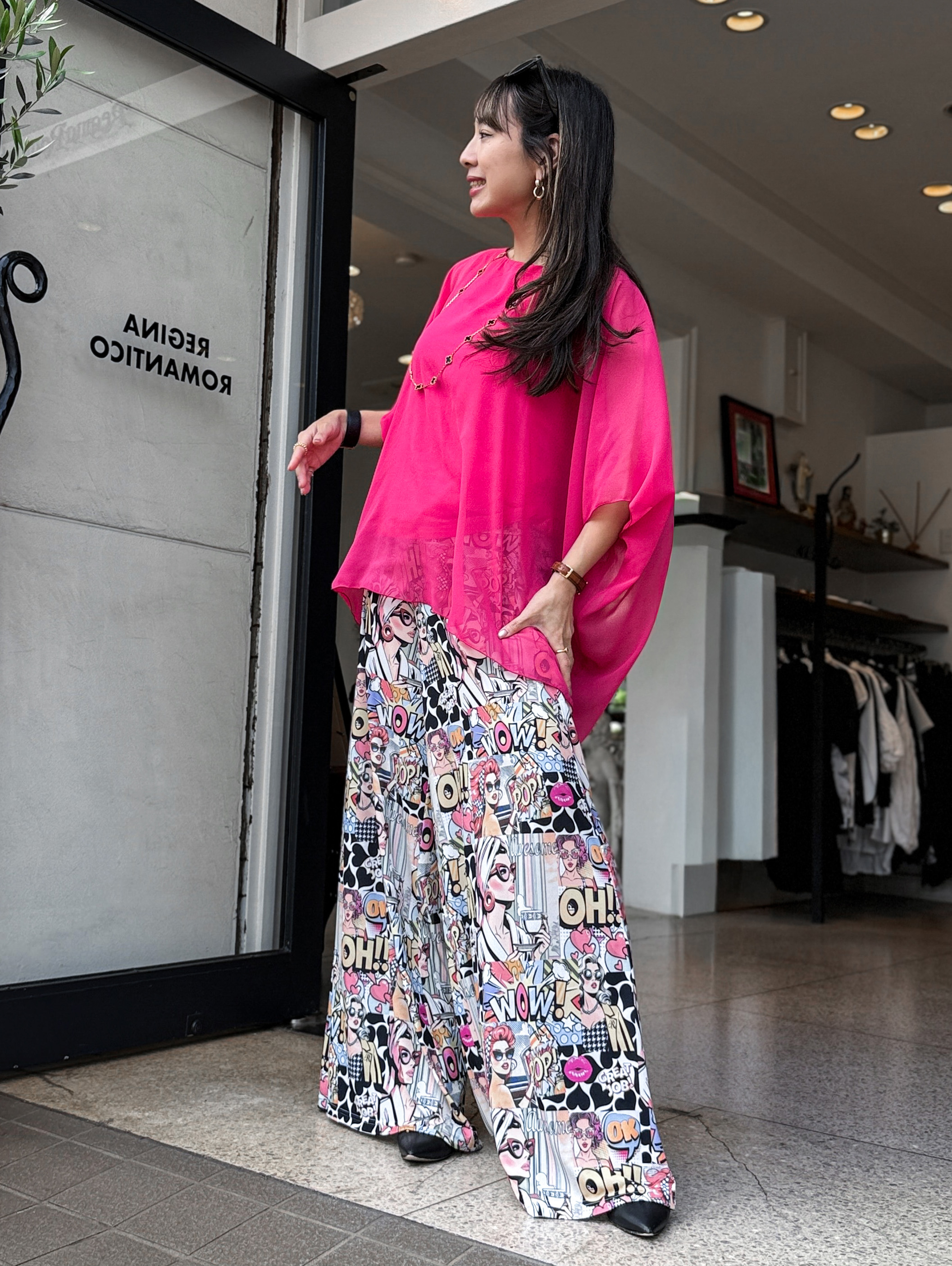 LOOK 02