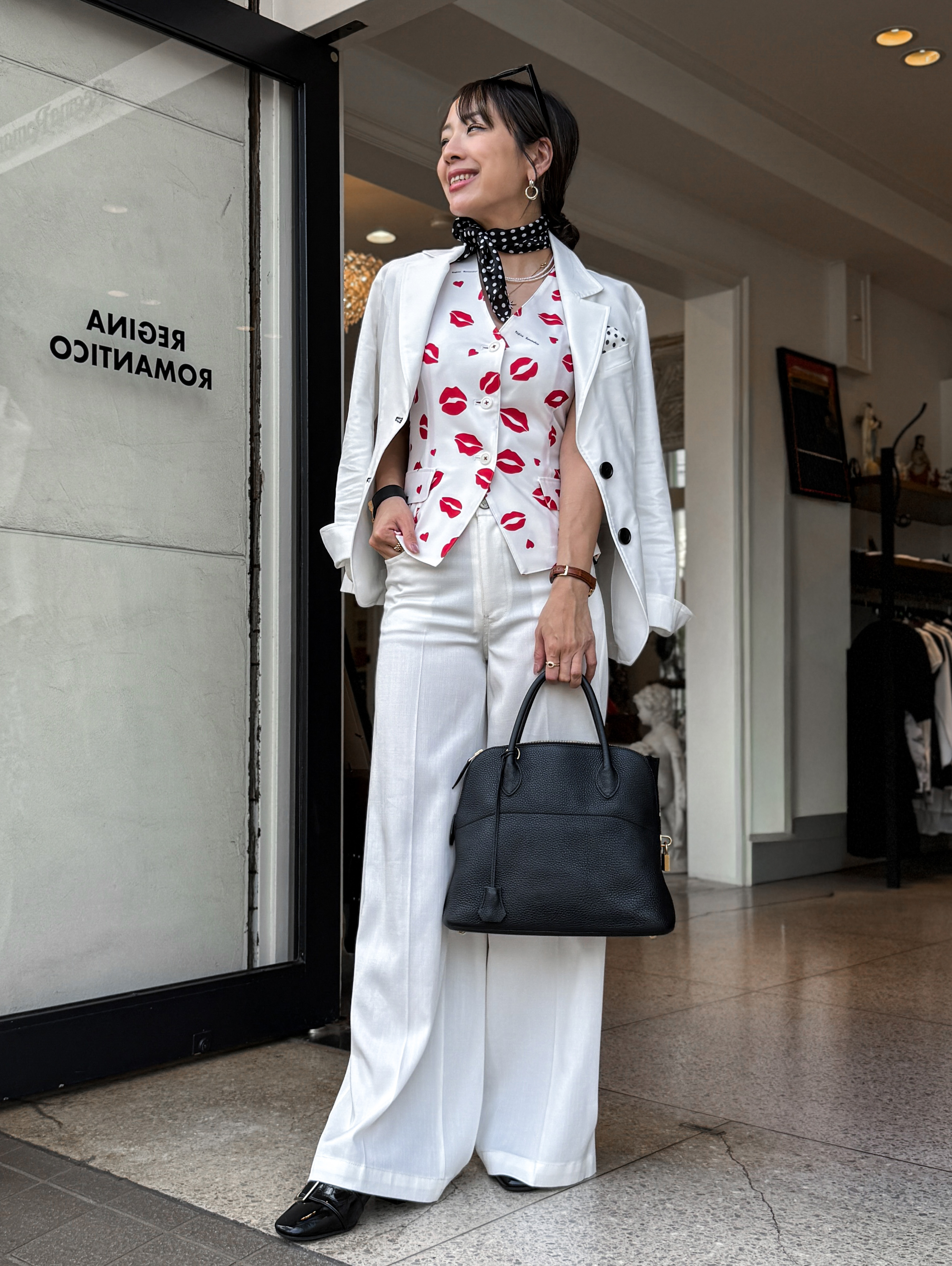LOOK 04