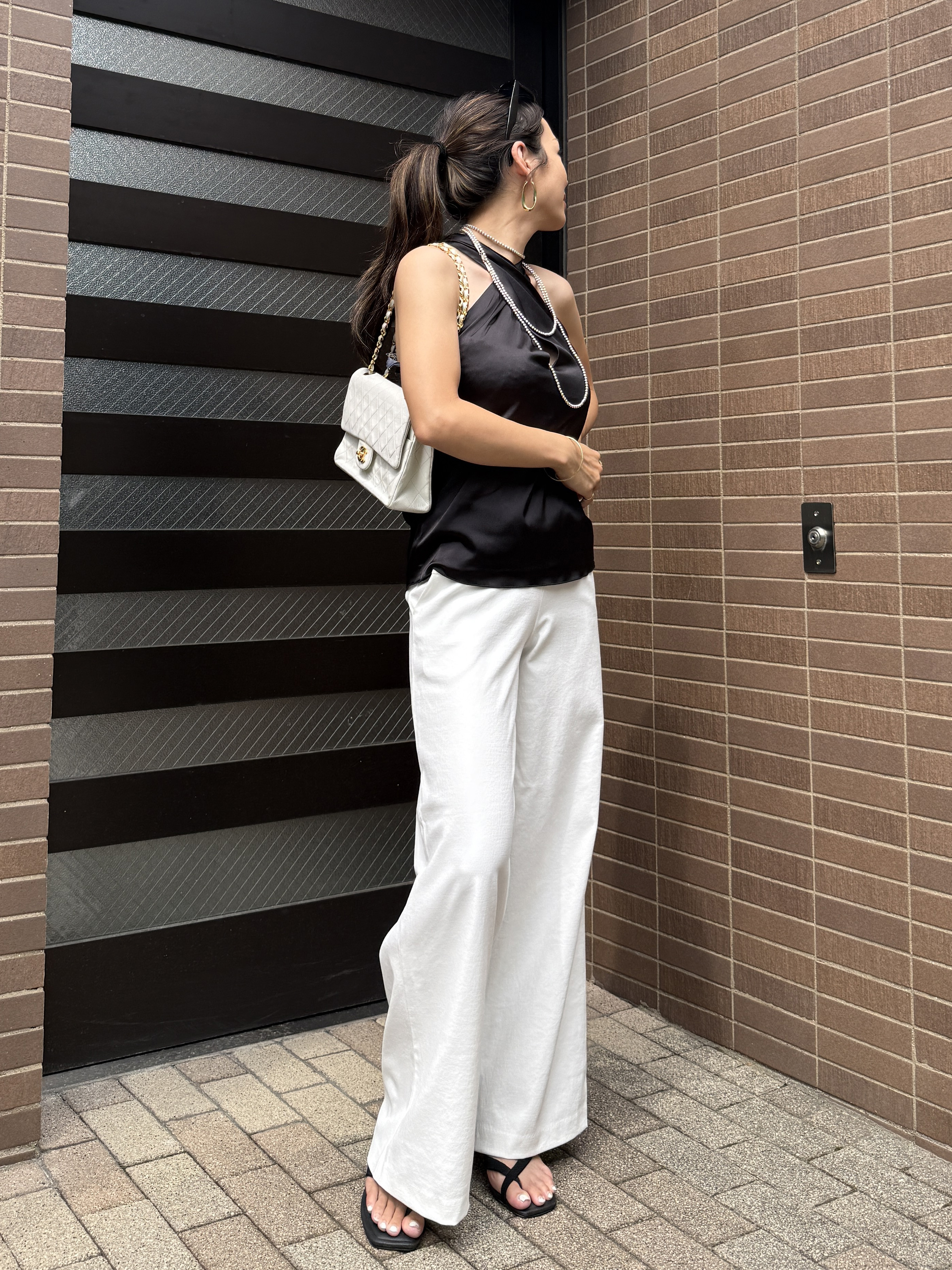 LOOK08