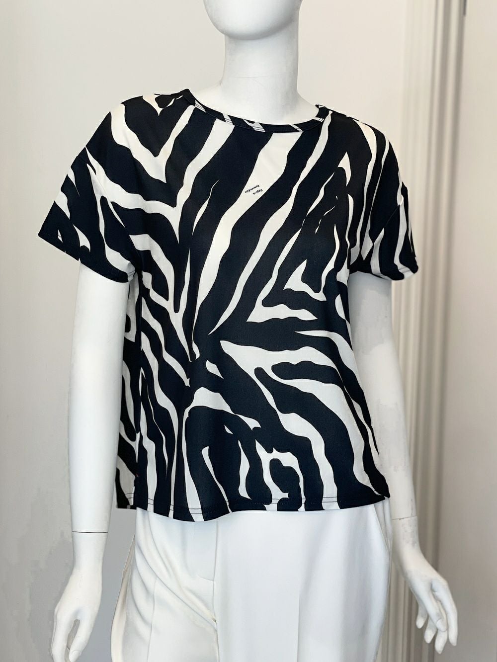 ゼブラ柄Tシャツ | REGINA ROMANTICO（レジィーナロマンティコ）公式通販